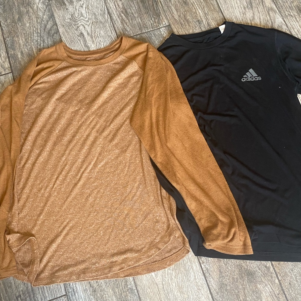 Size Small Long Sleeve Bundle